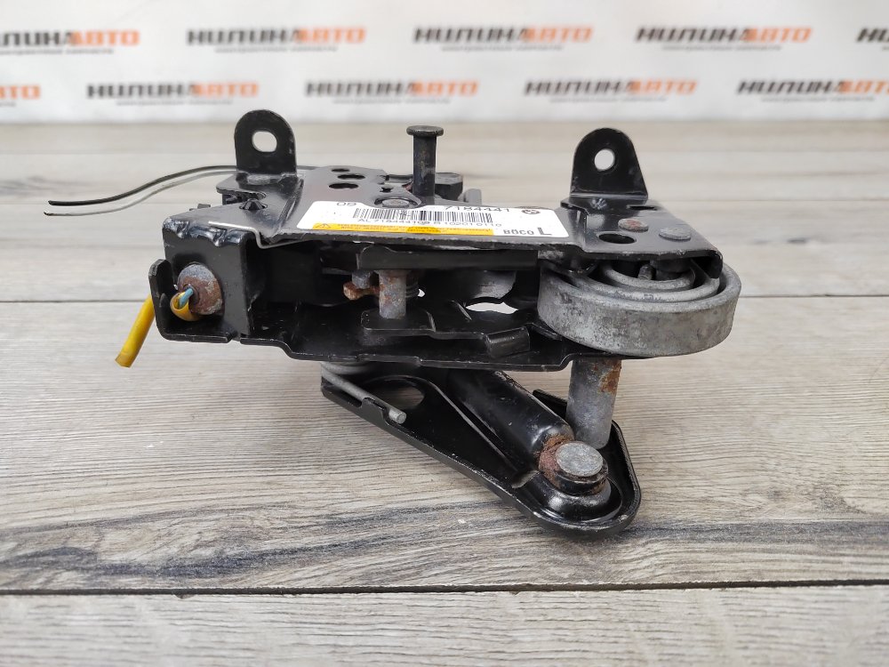 Замок капота, 1800 рублей, Москва