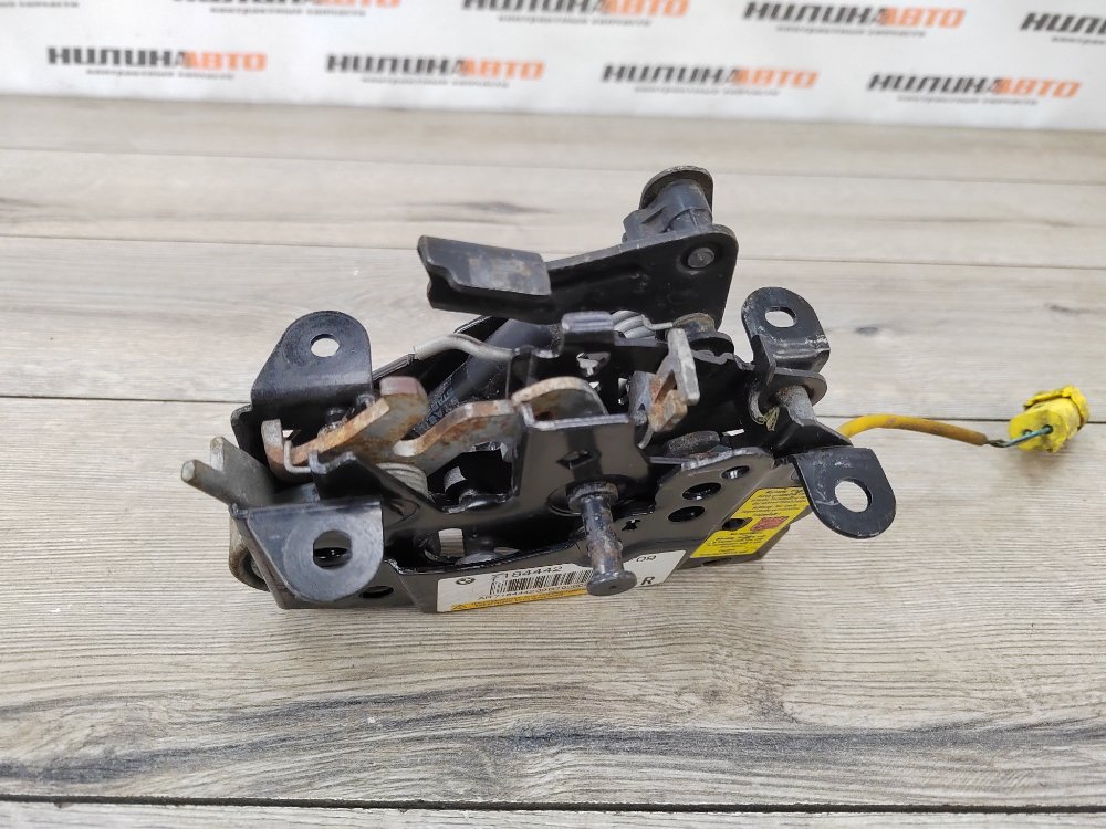 Замок капота, 2800 рублей, Москва