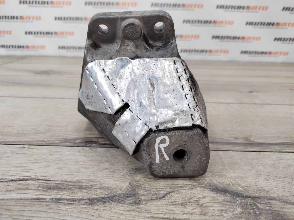 Кронштейн двигателя, 1500 рублей, Москва