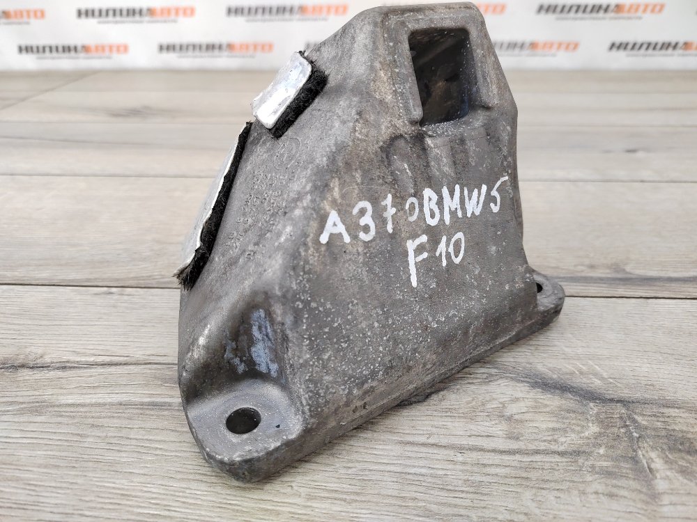 Кронштейн двигателя, 1500 рублей, Москва