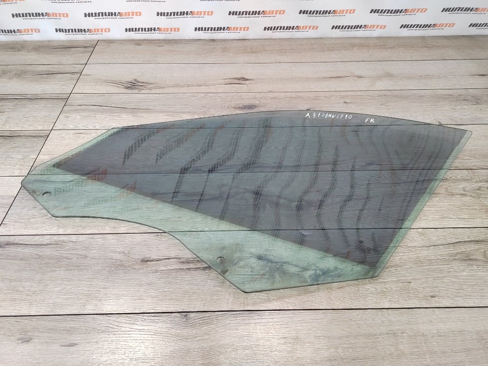 Стекло двери, 2000 рублей, Москва