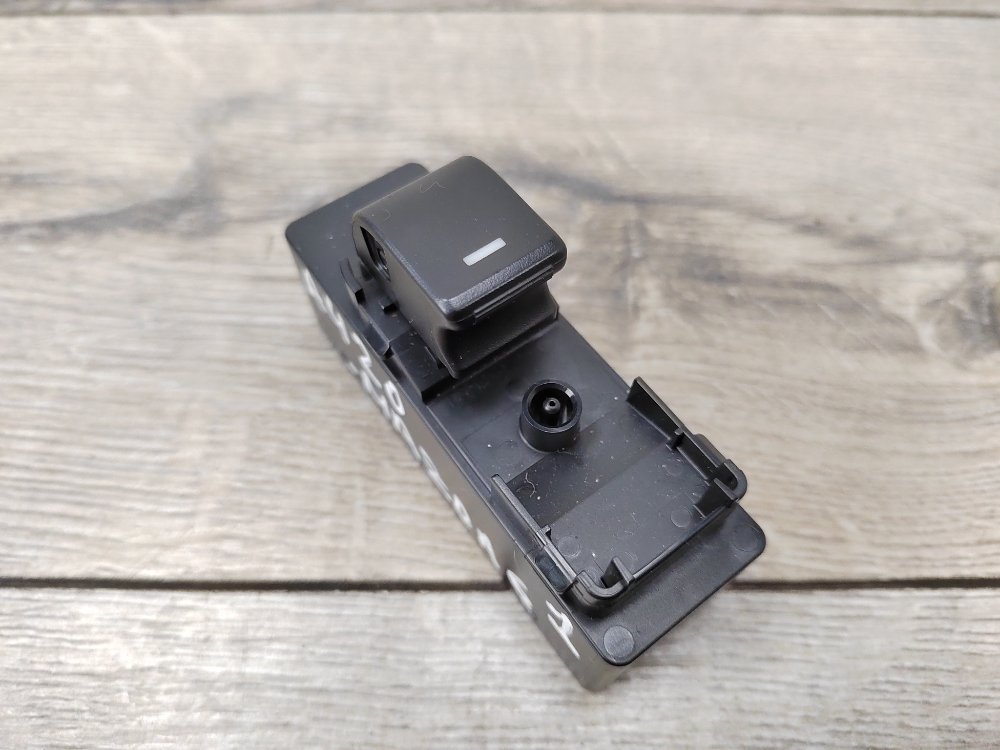 Кнопка стеклоподъемника, 700 рублей, Москва