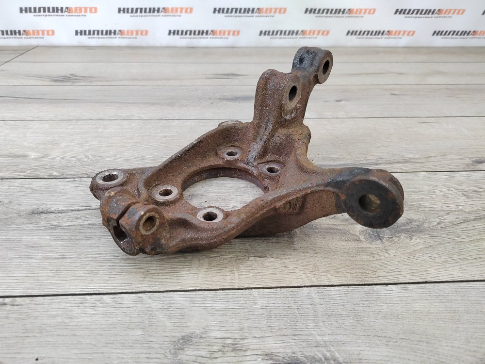 Кулак поворотный, 2000 рублей, Москва