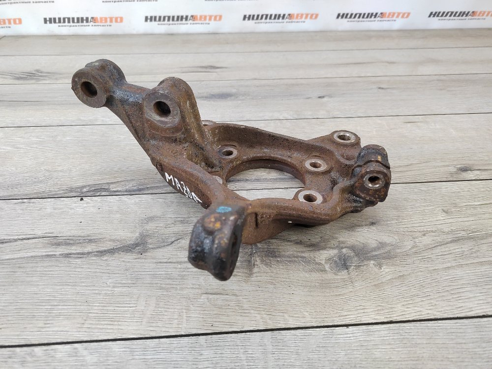 Кулак поворотный, 2000 рублей, Москва