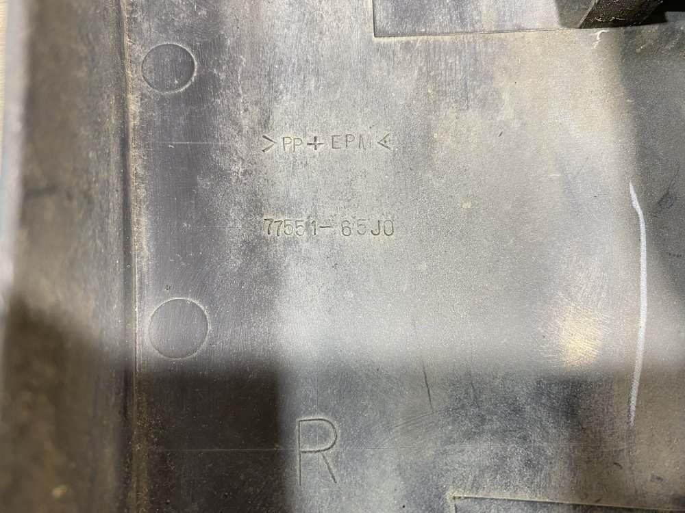 Накладка крыла, 2000 рублей, Севастополь