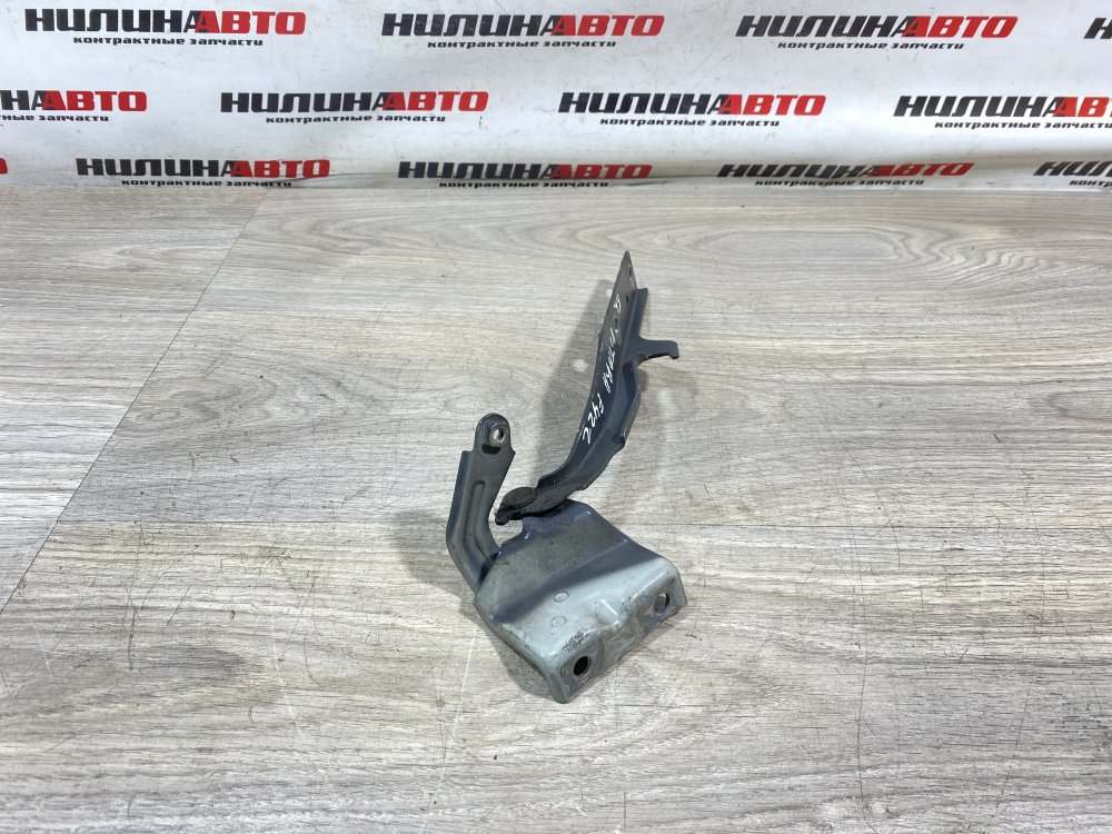 Петля капота, 2000 рублей, Севастополь