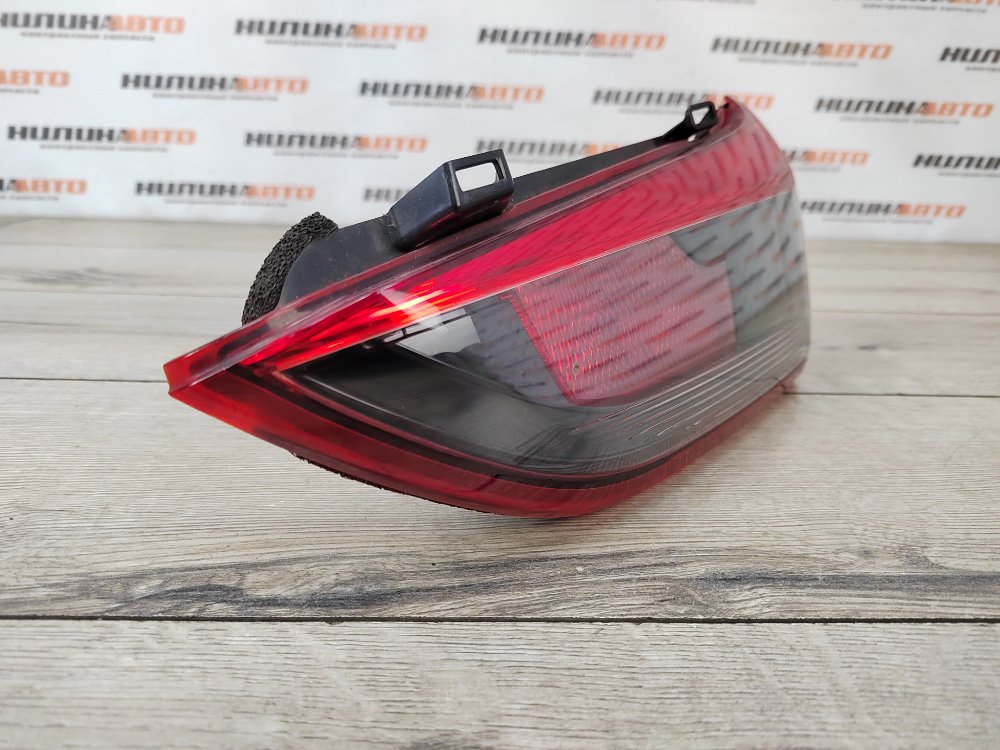 Фонарь в крышку багажника, 2000 рублей, Москва