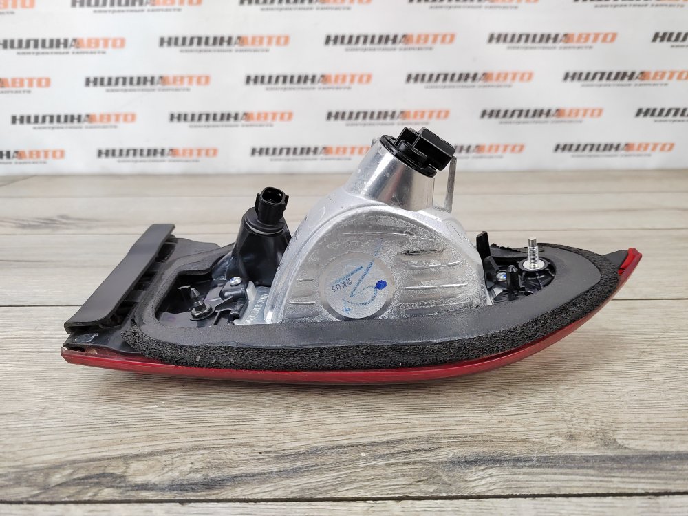 Фонарь в крышку багажника, 2000 рублей, Москва