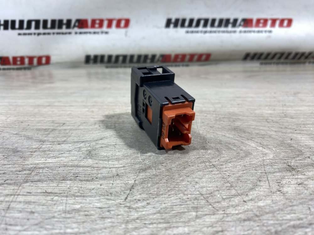 Кнопка обогрева сидений, 800 рублей, Севастополь