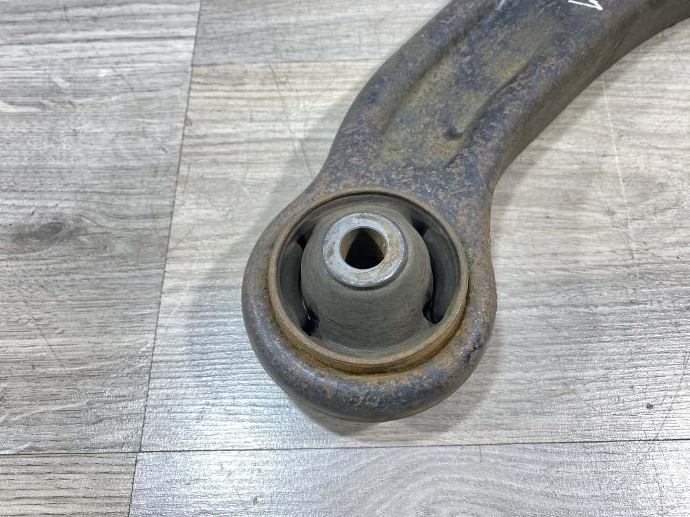 Рычаг передний нижний, 3000 рублей, Москва