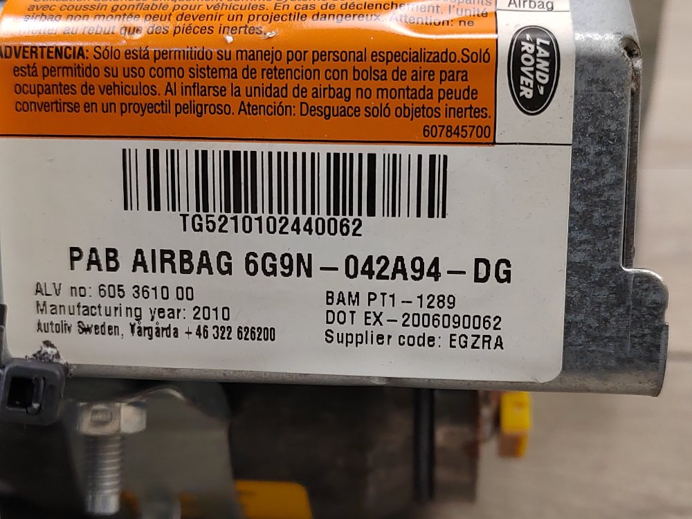 Подушка безопасности в торпедо, 1800 рублей, Москва