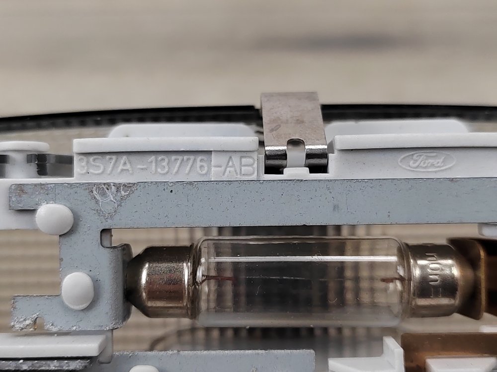 Плафон салона, 500 рублей, Москва