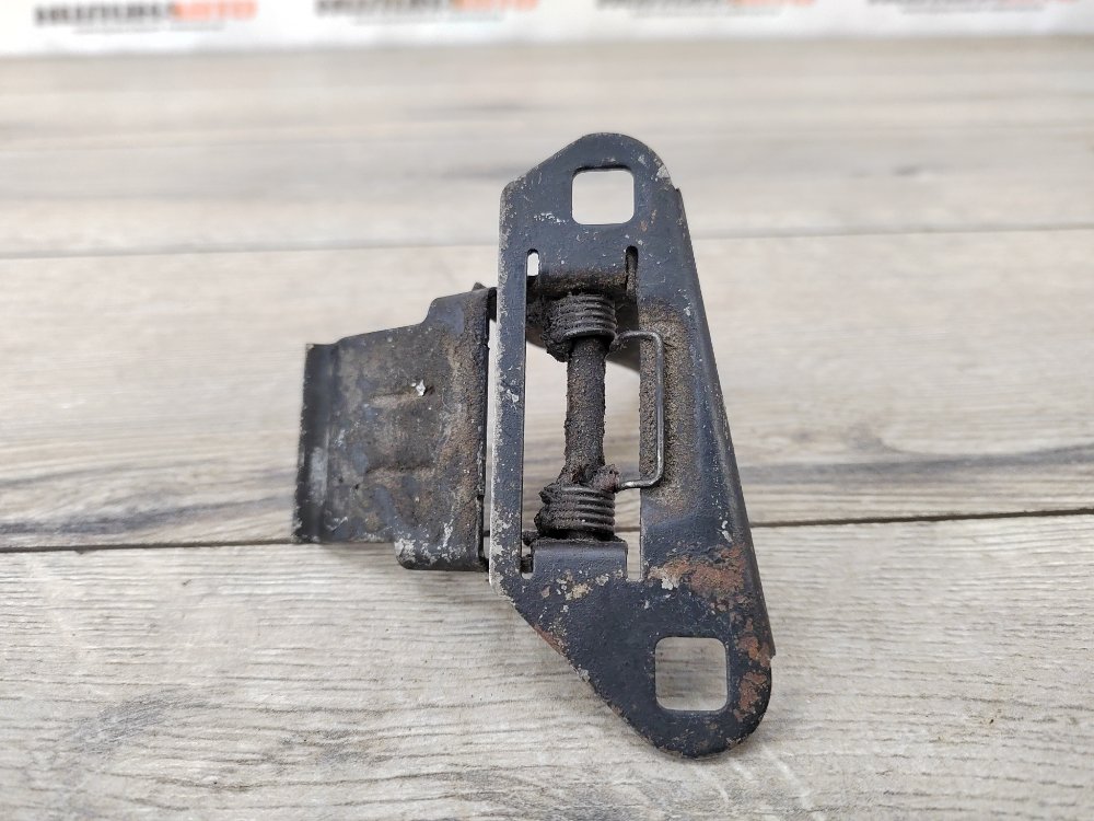 Крюк замка капота, 500 рублей, Москва