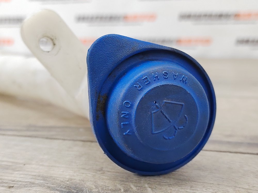 Горловина бачка омывателя, 500 рублей, Москва