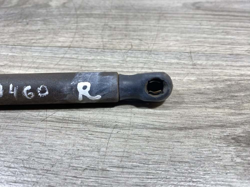 Амортизатор крышки багажника, 500 рублей, Севастополь