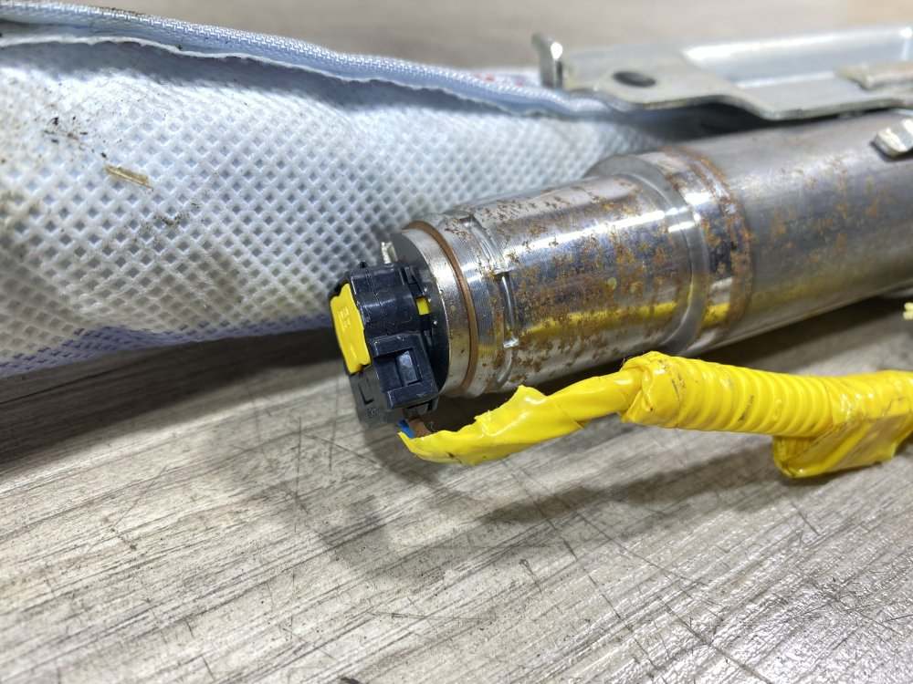 Подушка безопасности боковая, 1000 рублей, Севастополь