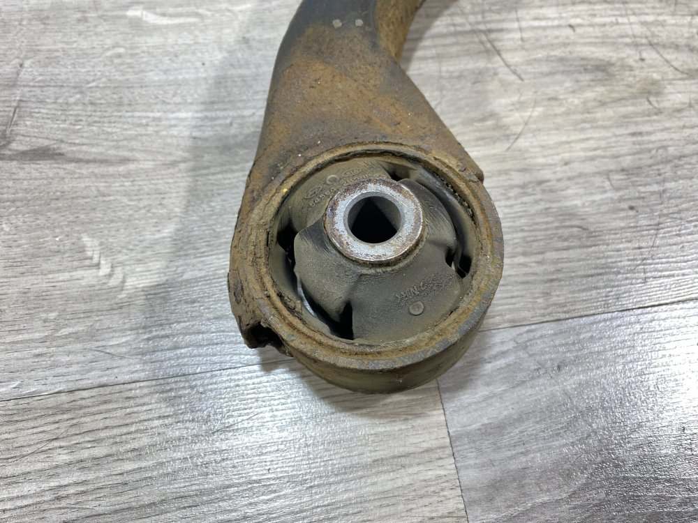 Рычаг передний нижний, 2200 рублей, Севастополь