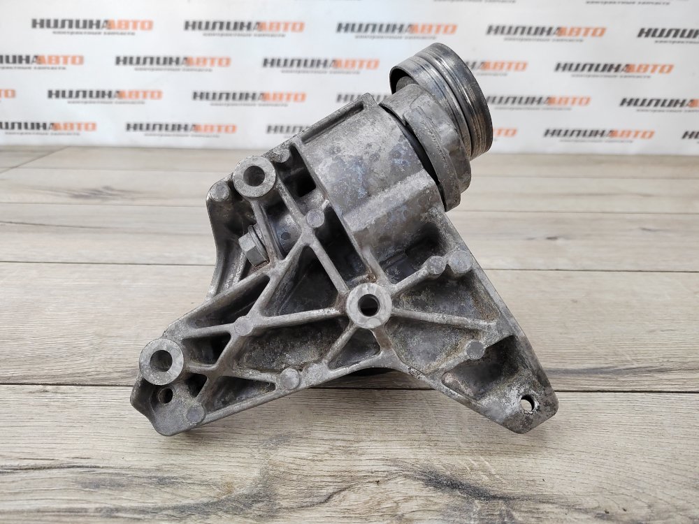 Кронштейн компрессора кондиционера, 400 рублей, Москва