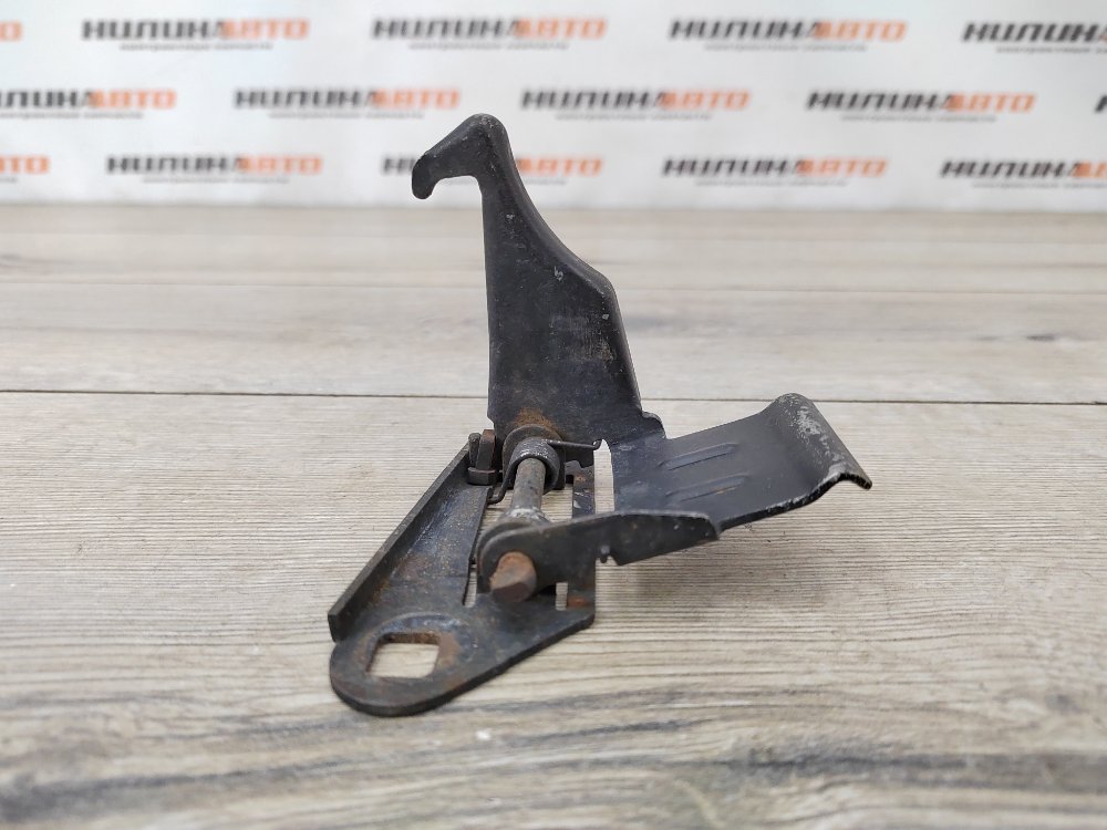 Крюк замка капота, 500 рублей, Москва