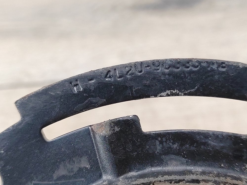 Кронштейн, 300 рублей, Москва