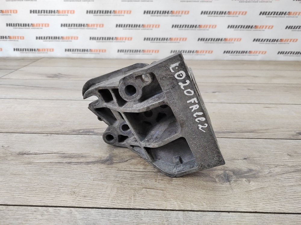 Кронштейн двигателя, 900 рублей, Москва