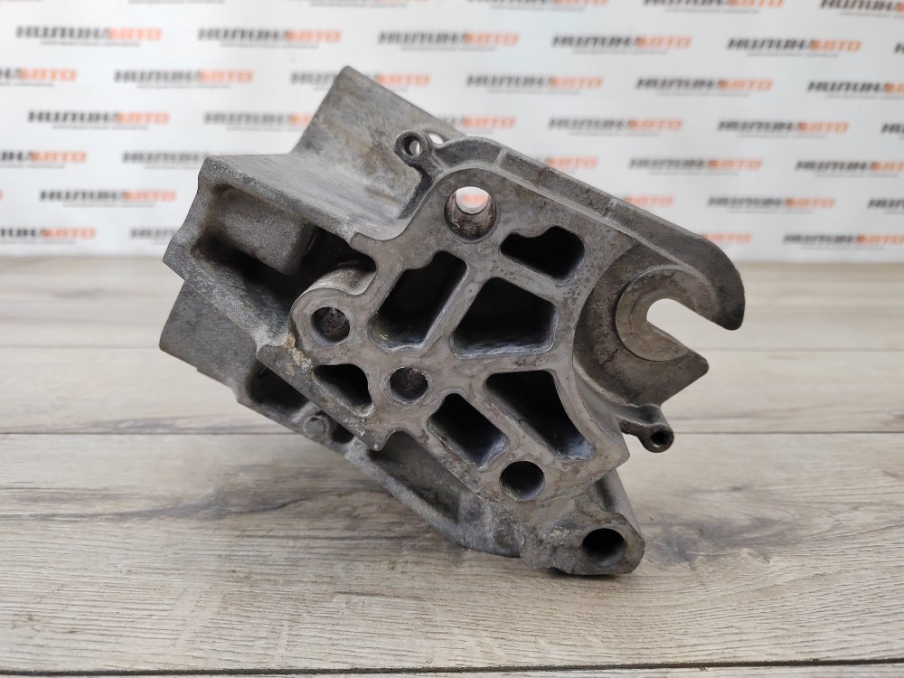 Кронштейн двигателя, 900 рублей, Москва