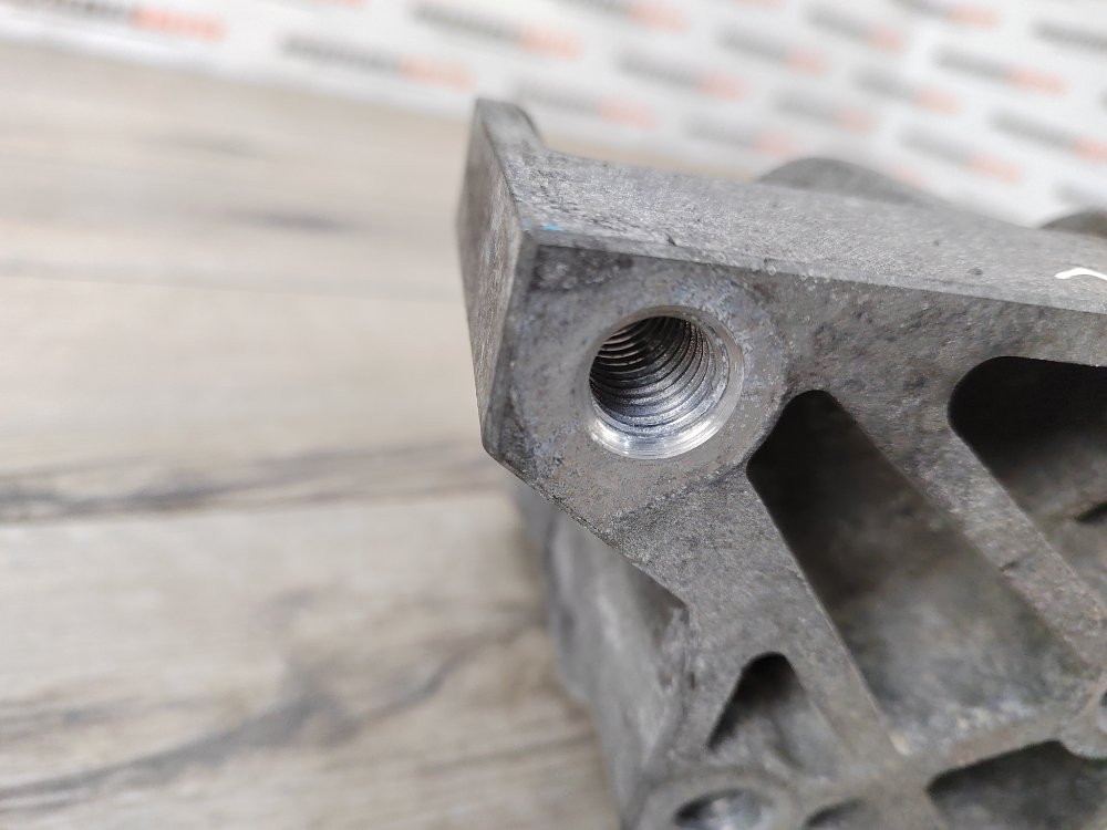 Кронштейн двигателя, 900 рублей, Москва