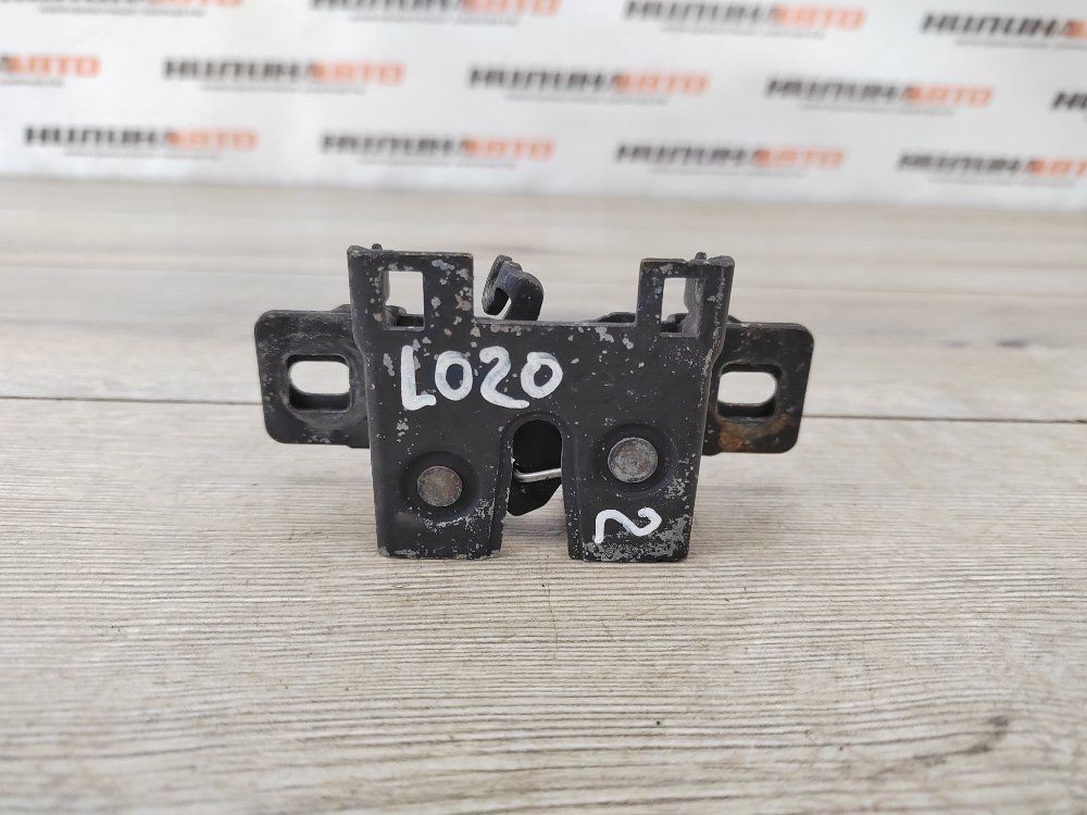 Замок капота, 800 рублей, Москва