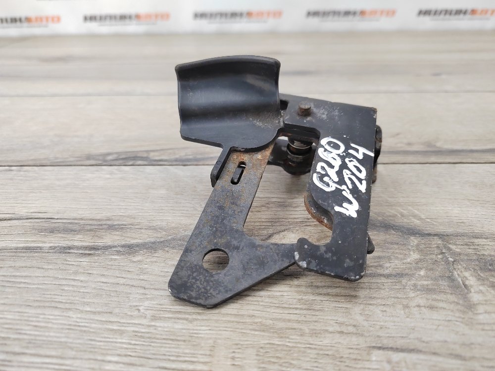 Замок капота, 1000 рублей, Москва