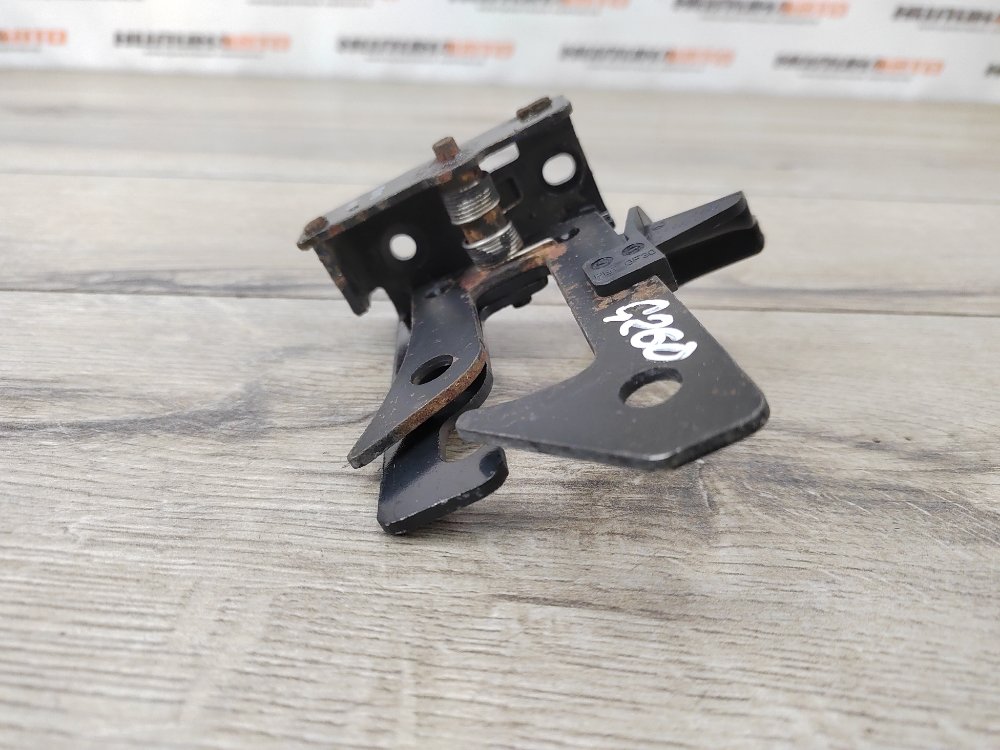 Замок капота, 1000 рублей, Москва