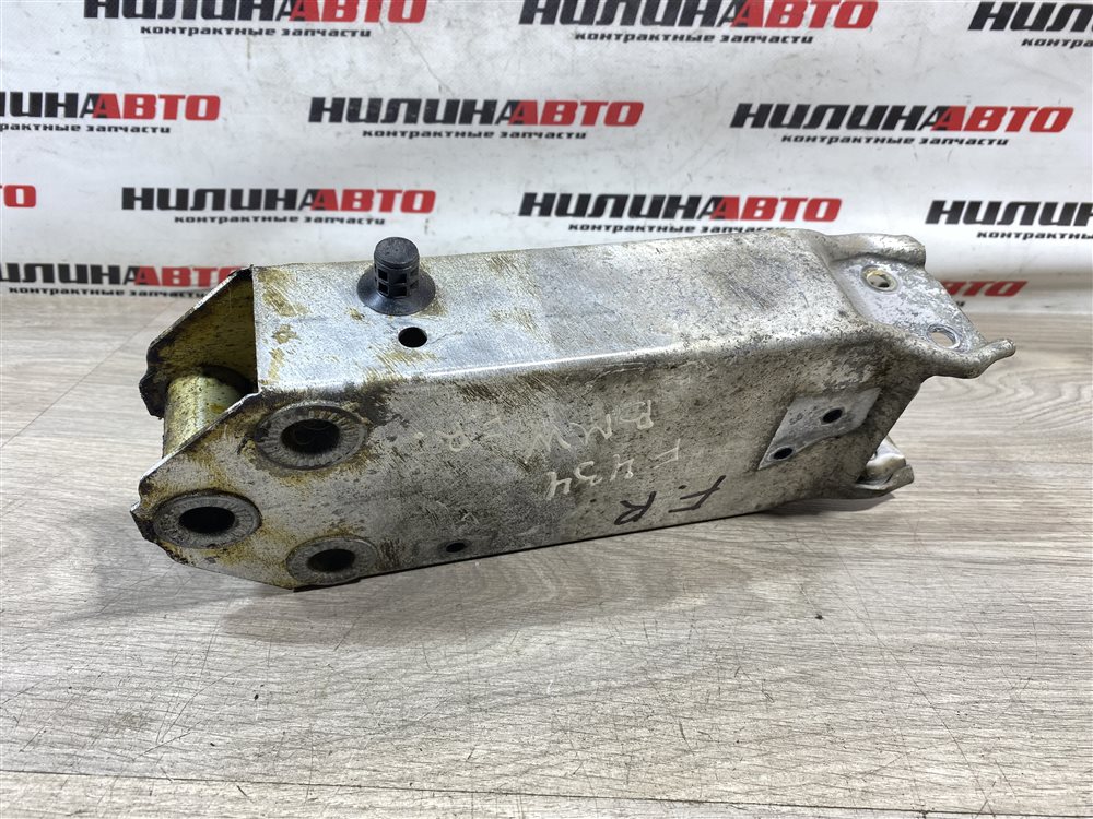 Кронштейн усилителя бампера, 1500 рублей, Севастополь