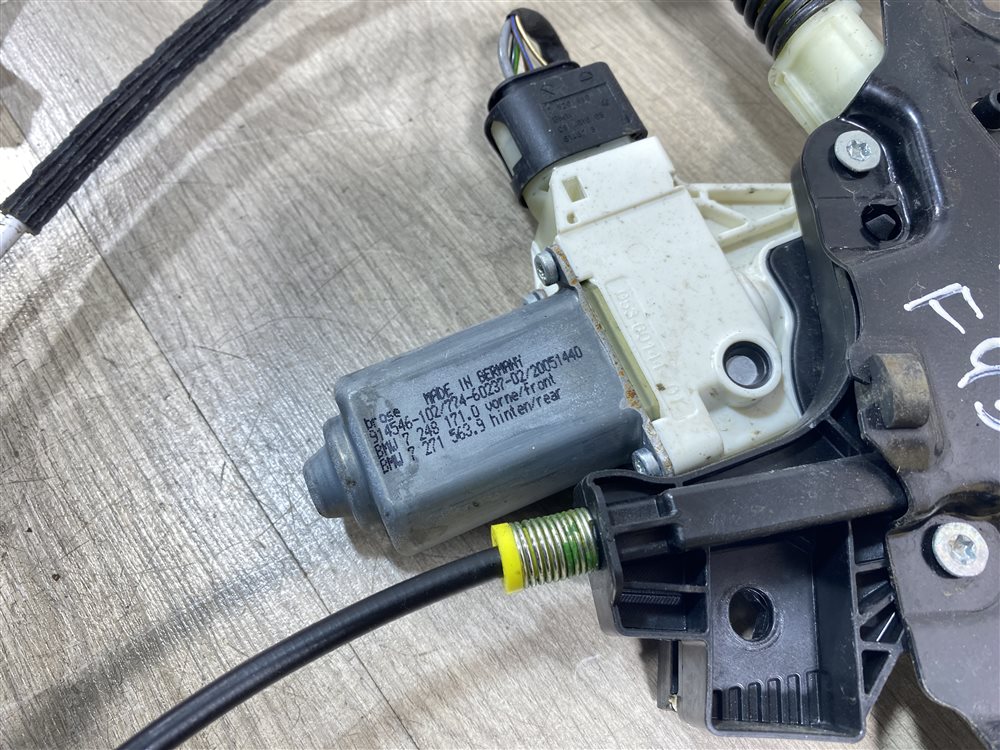 Стеклоподъемник, 2000 рублей, Севастополь