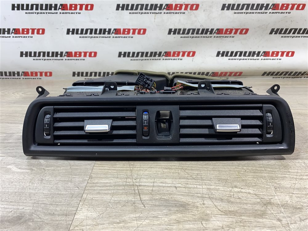 Дефлектор в торпедо центральный, 8000 рублей, Севастополь