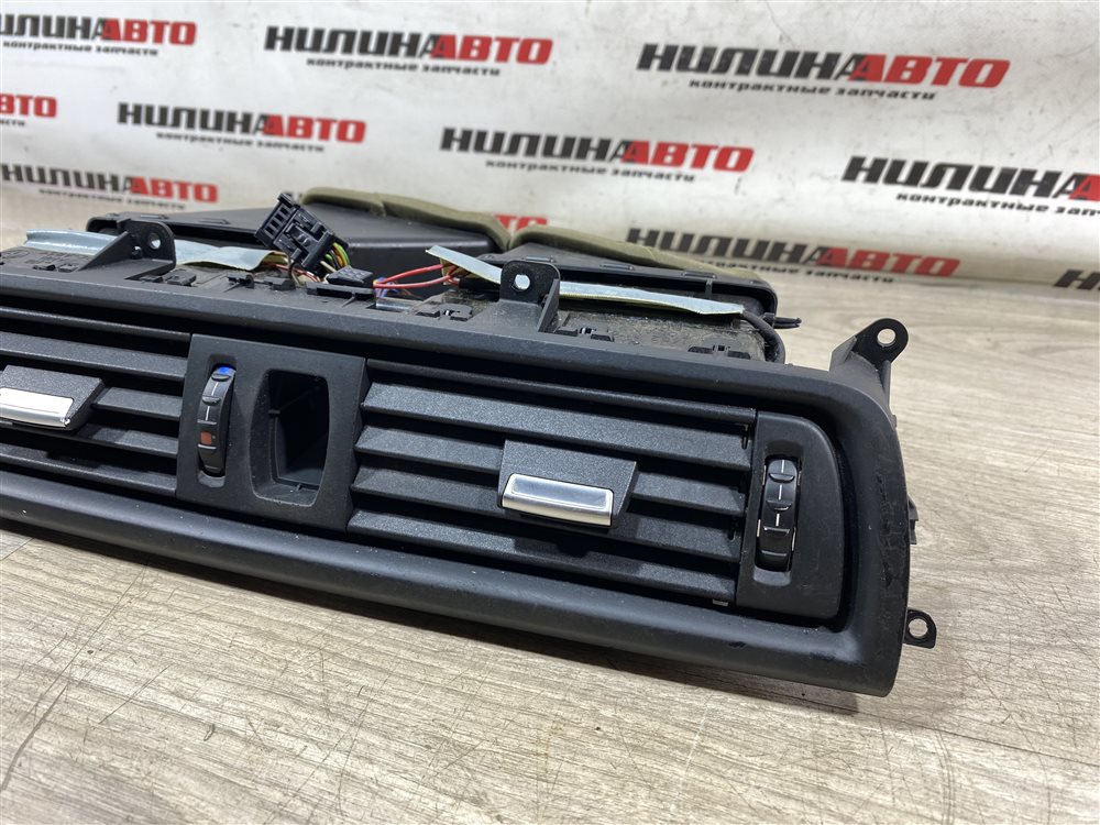 Дефлектор в торпедо центральный, 8000 рублей, Севастополь