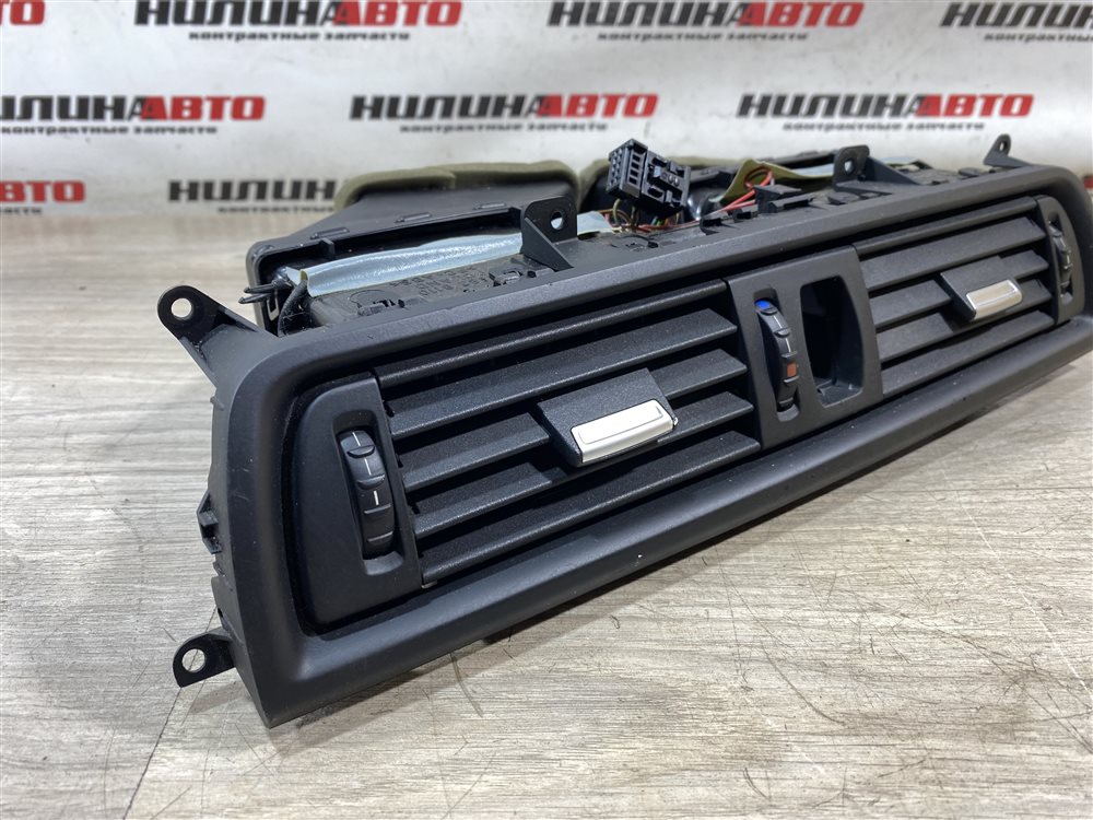 Дефлектор в торпедо центральный, 8000 рублей, Севастополь