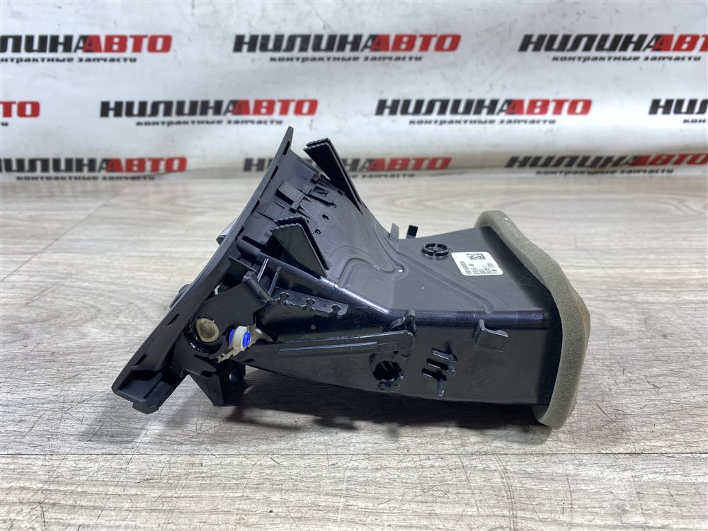 Дефлектор в торпедо, 1000 рублей, Севастополь