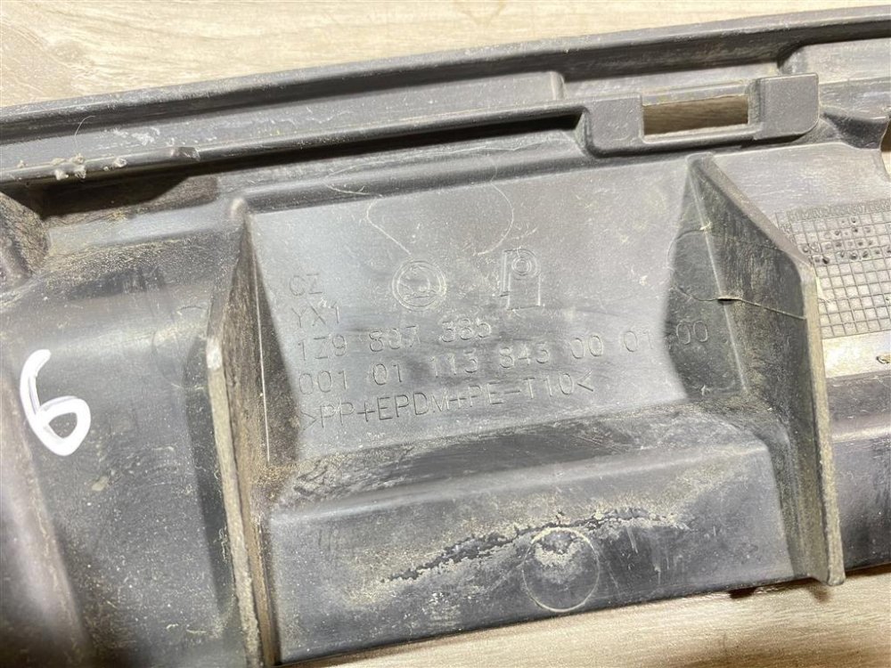 Кронштейн бампера центральный, 1000 рублей, Севастополь