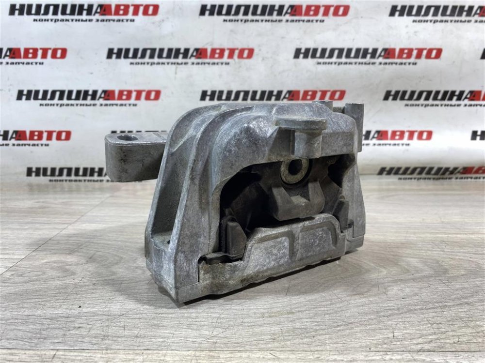 Подушка двигателя, 2000 рублей, Севастополь