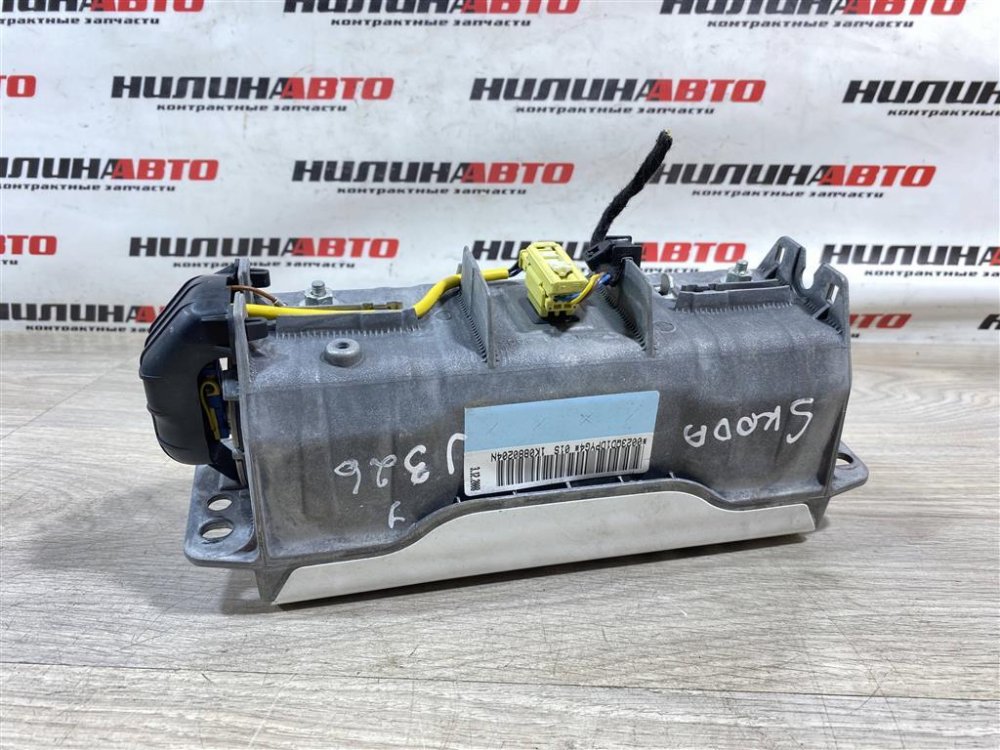 Подушка безопасности в торпедо, 3400 рублей, Севастополь