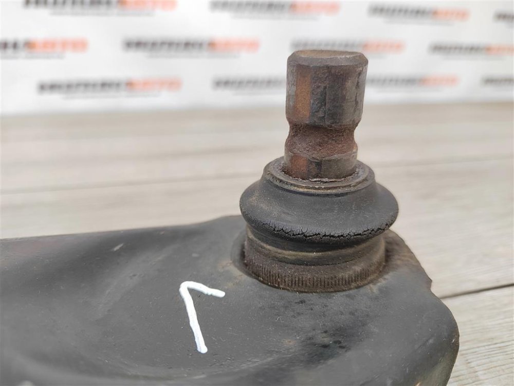 Рычаг передний нижний, 3000 рублей, Москва