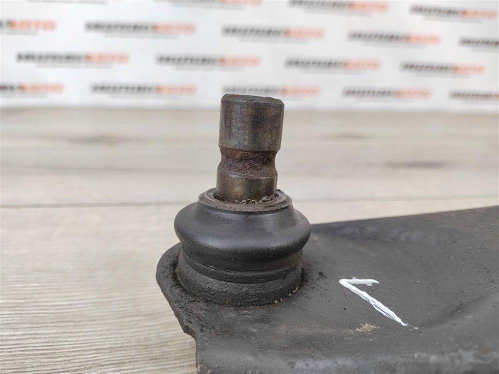 Рычаг передний нижний, 3000 рублей, Москва