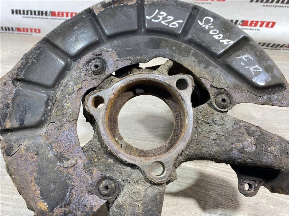 Кулак поворотный, 4000 рублей, Севастополь