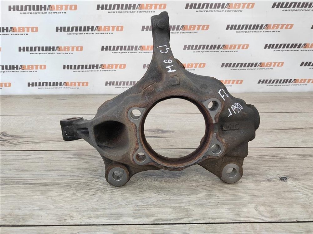 Кулак поворотный, 2000 рублей, Москва