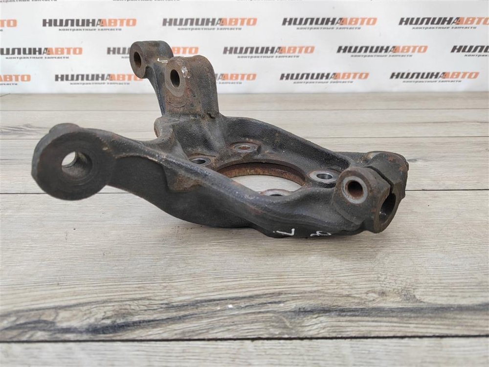 Кулак поворотный, 2000 рублей, Москва