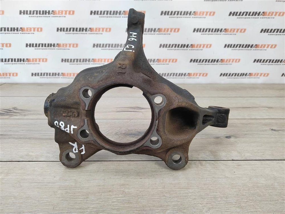 Кулак поворотный, 2000 рублей, Москва