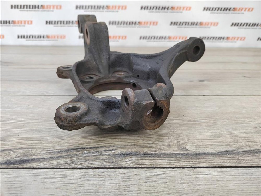 Кулак поворотный, 2000 рублей, Москва