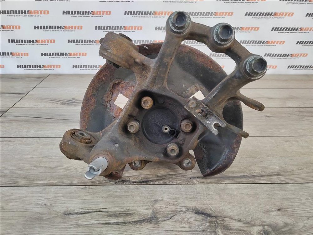 Кулак задний, 2000 рублей, Москва