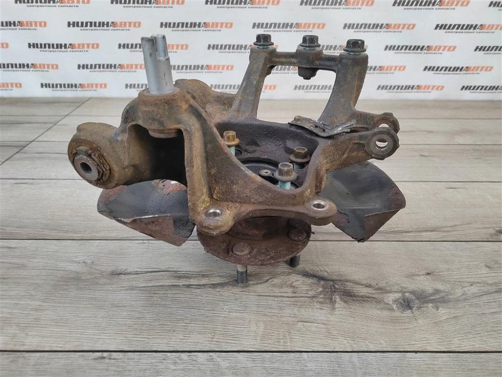 Кулак задний, 2000 рублей, Москва