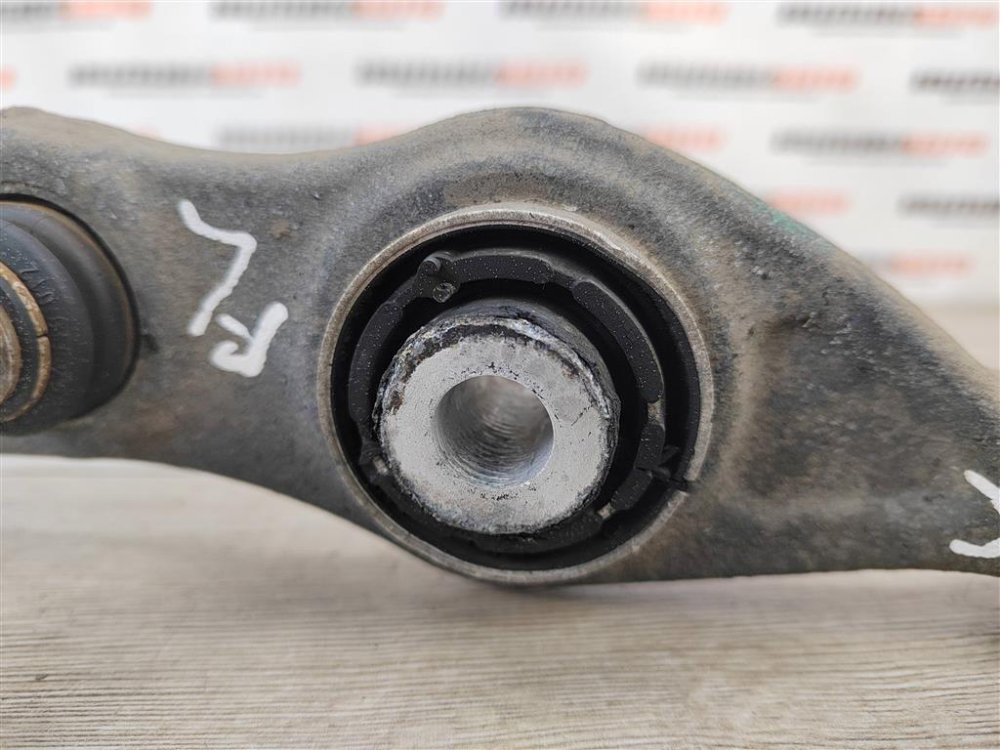 Рычаг передний нижний, 1500 рублей, Москва