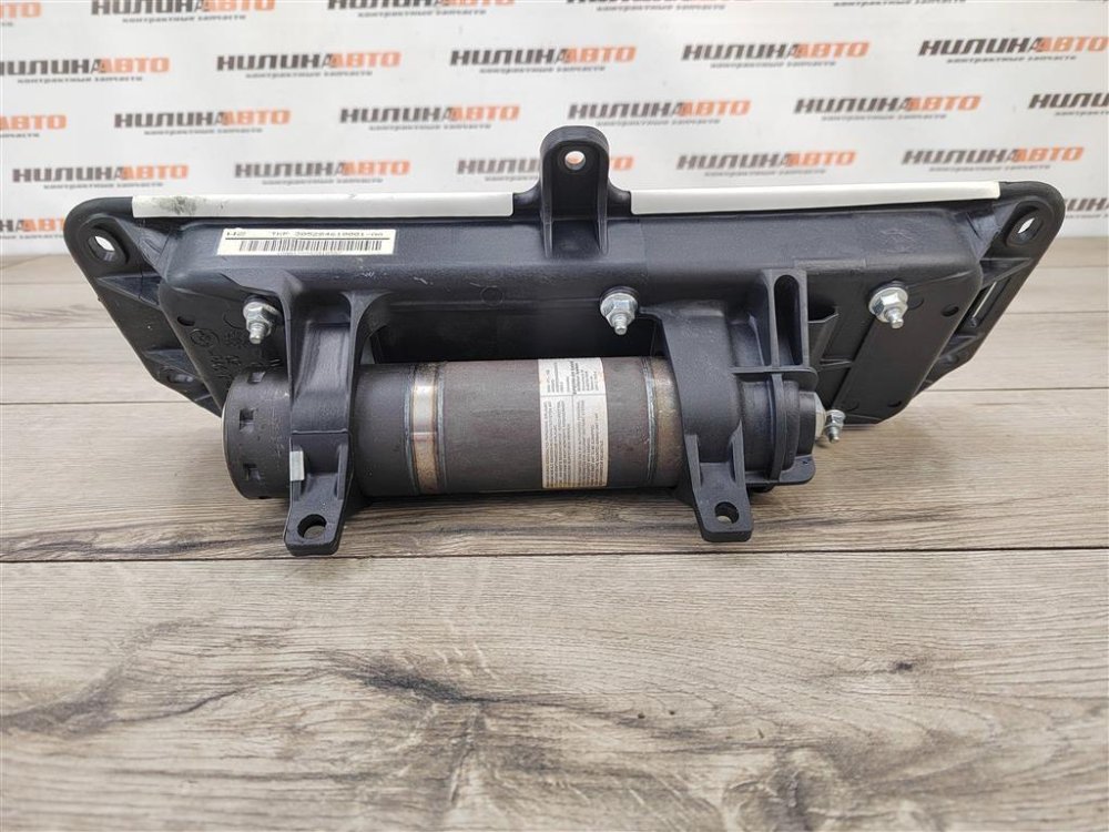 Подушка безопасности в торпедо, 1000 рублей, Москва